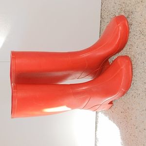 Red Rain/Muck Boots w/ Steel Shank - Sz 9